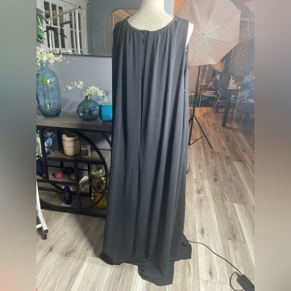 Eloquii Cape Jumpsuit NWT black elegant afterfive wedding event season versatile - Picture 2 of 8